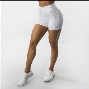 NEW BuffBunny white snow camo spandex shorts XS S